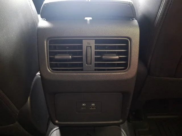 Used 2023 White Nissan Platinum image 31
