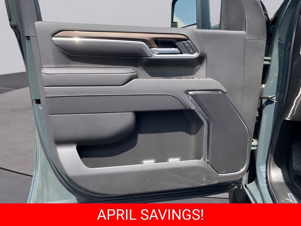 2025 Chevrolet Silverado 3500 HD LT - Photo 19