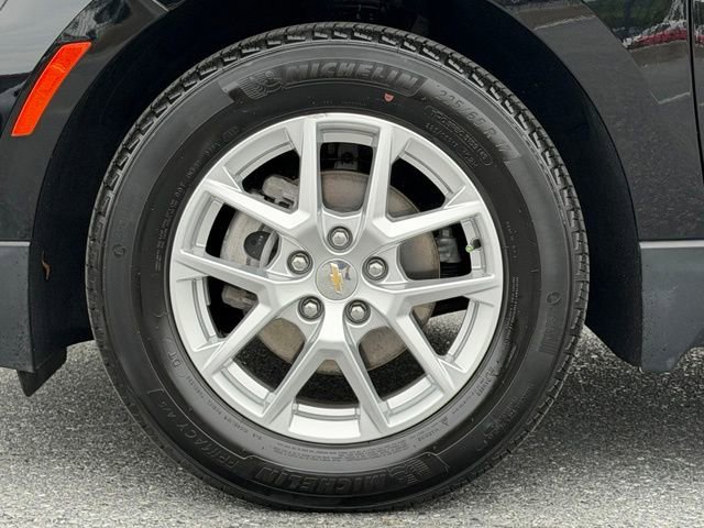 Used 2022 Mosaic Black Metallic Chevrolet LT image 17