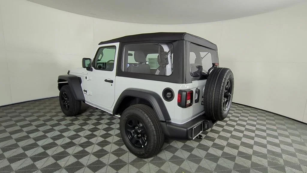 New 2026 Bright White Clear-Coat Exterior Paint Jeep Sport image 7