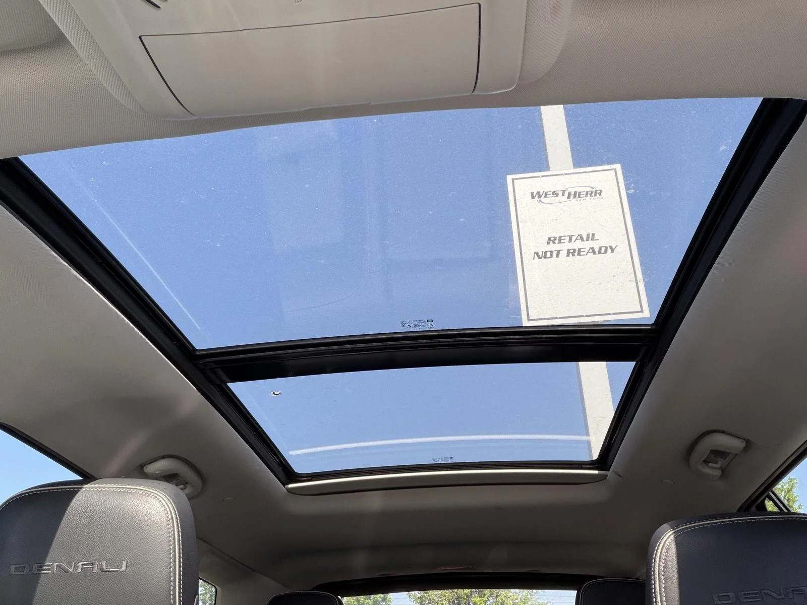 Used 2019 Ebony Twilight Metallic GMC Denali image 7