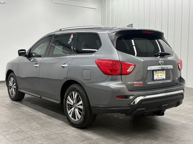 Used 2020 Gray Nissan SL image 4