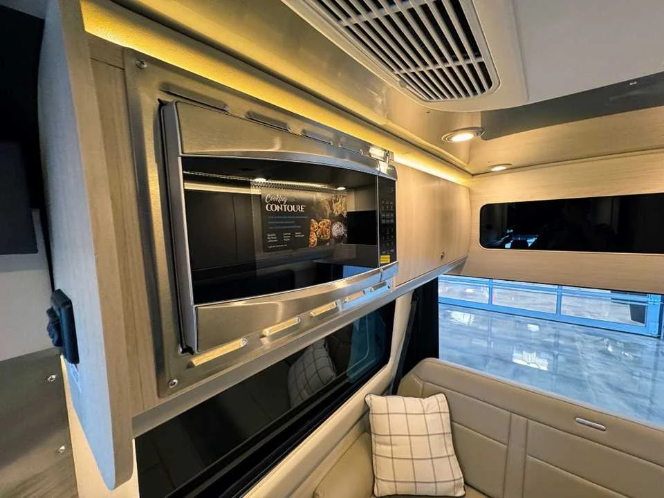 New 2026 SILVER AIRSTREAM  image 27