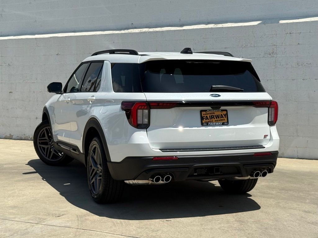 New 2026 Star White Metallic Tri-Coat Ford ST image 4