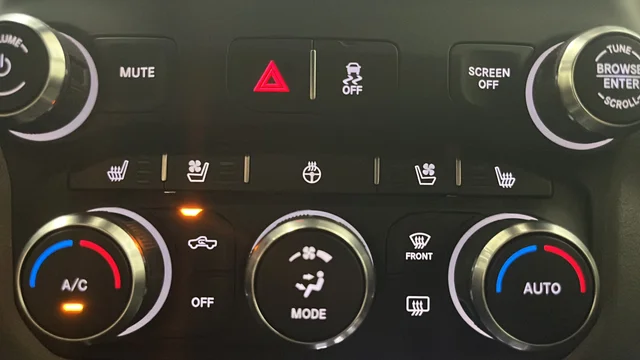 Used 2021 Red Ram Laramie image 29