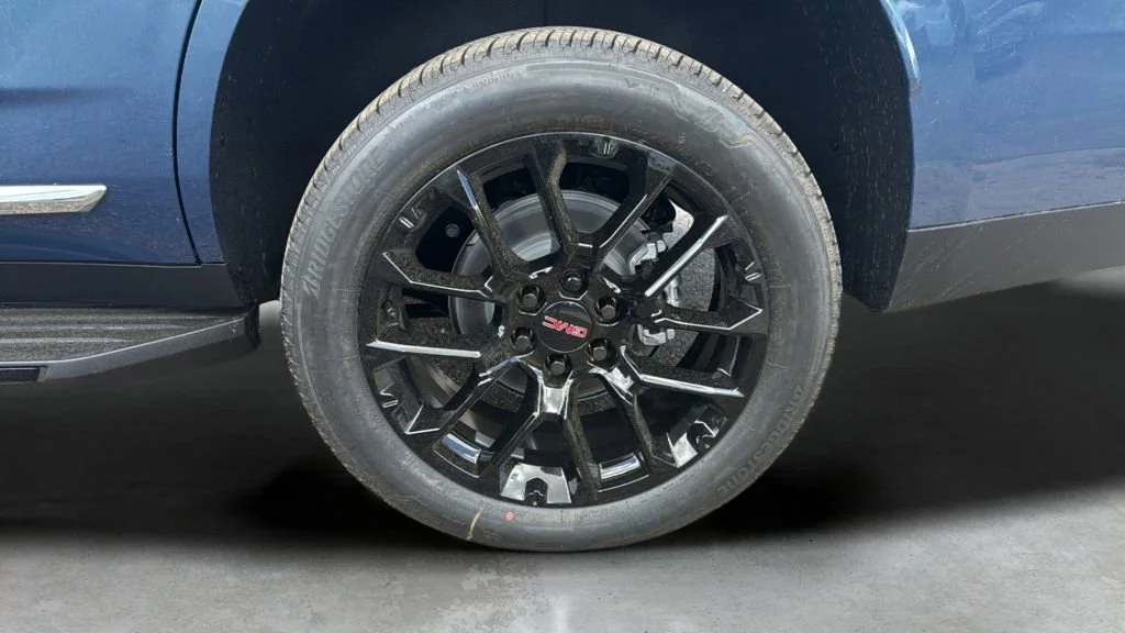 New 2026 Downpour Metallic GMC Elevation image 20