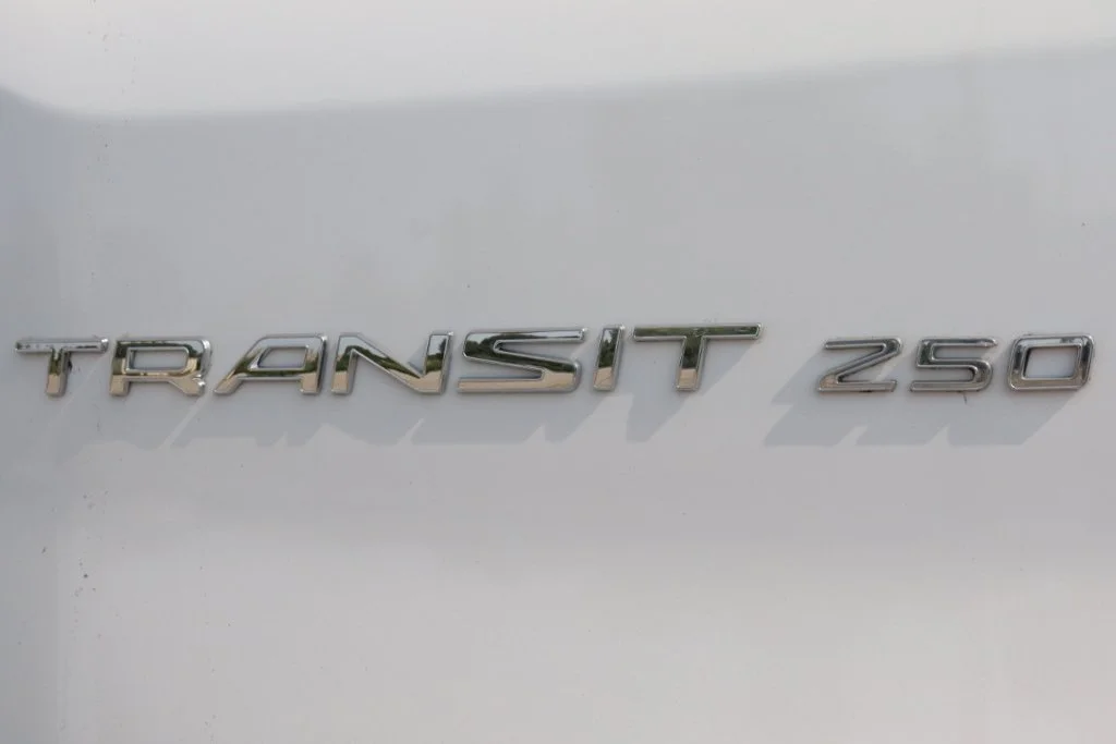 Used 2022 Oxford White Ford Base image 24