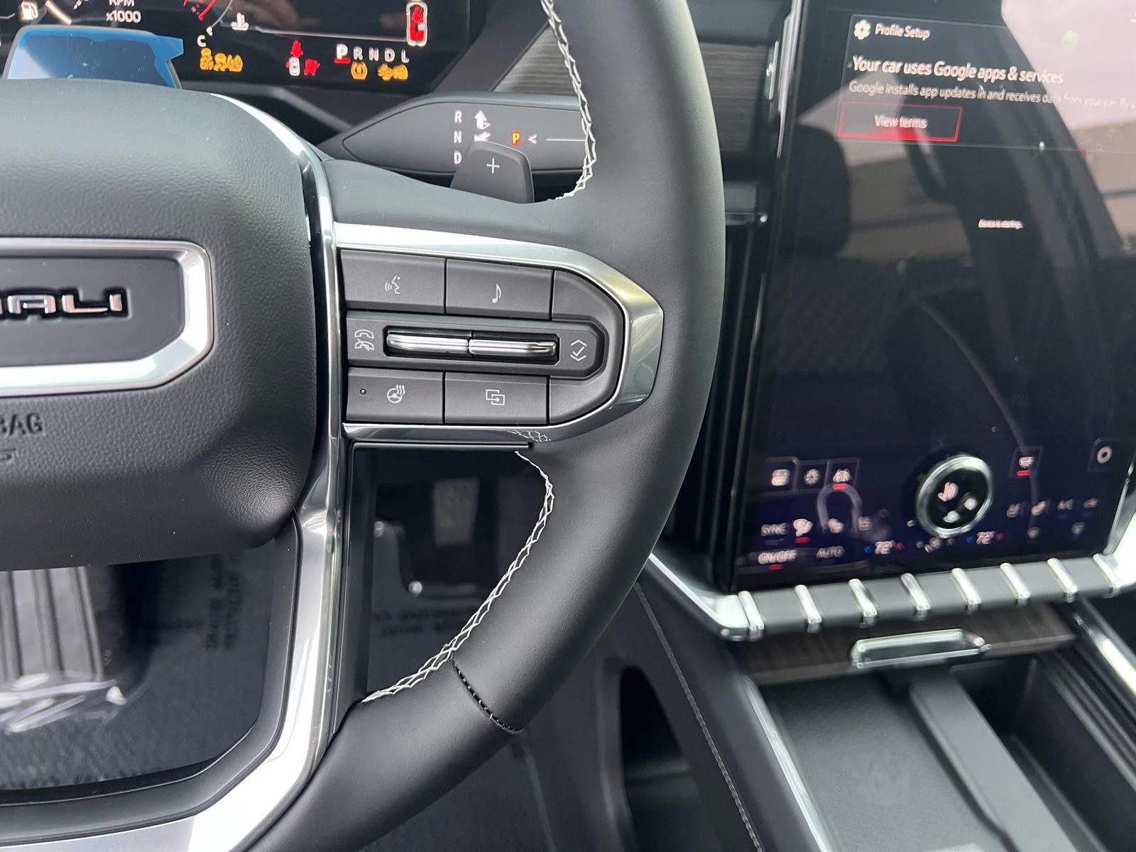 2027 GMC Acadia Denali - Photo 26