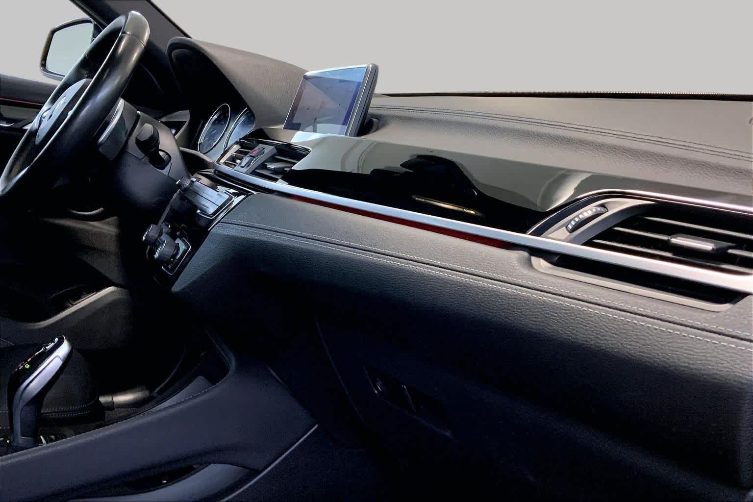 Used 2020 Galvanic Gold Metallic BMW xDrive28i image 18
