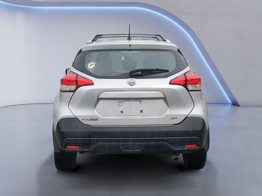 Used 2018 Silver Nissan SV image 6
