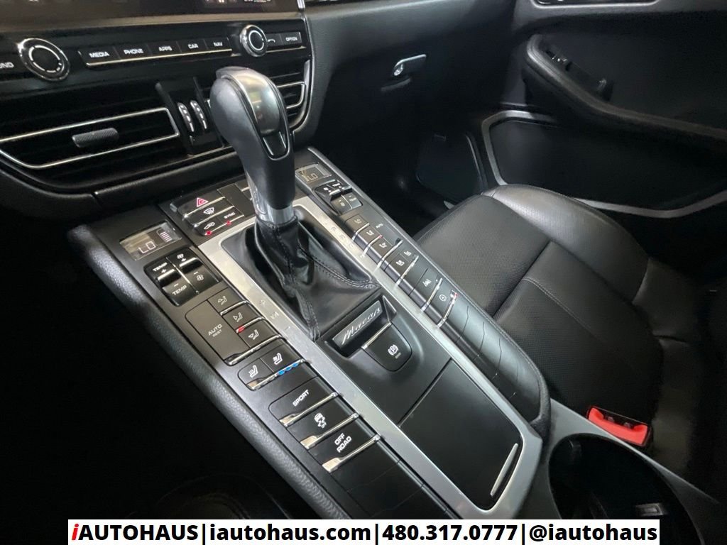2021 Porsche Macan S - Photo 29
