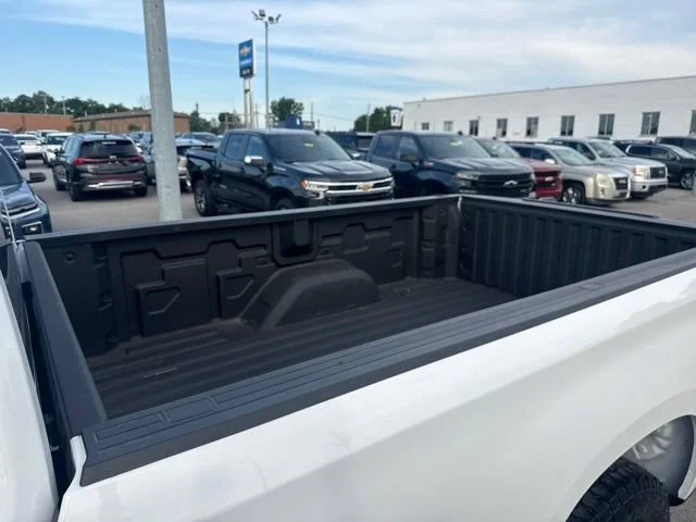 Used 2026 Summit White Chevrolet WT image 24