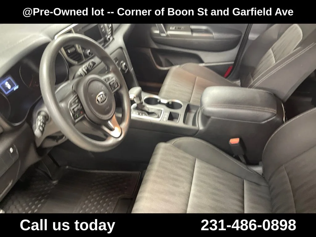 Used 2017 Red Kia LX image 14