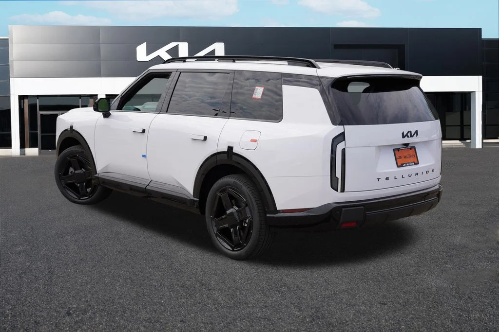 New 2027 Glacial White Pearl Kia X-Line EX image 5