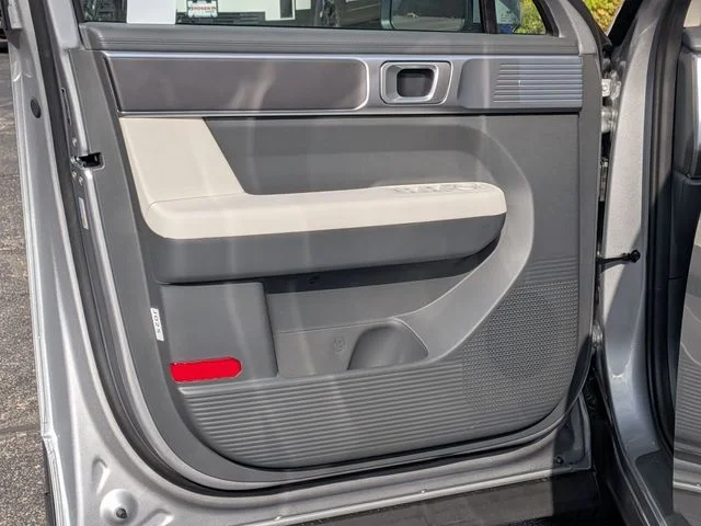 New 2026 Silver Hyundai SE image 12