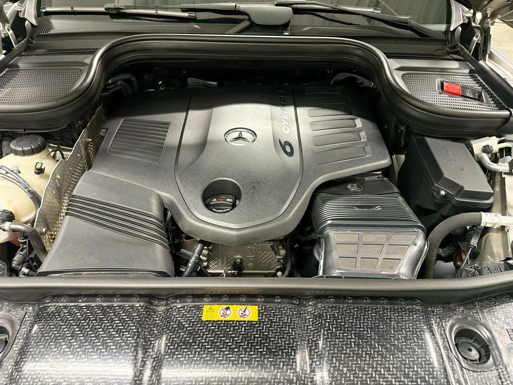 Used 2022 Mojave Silver Metallic Mercedes-Benz GLS 450 image 32