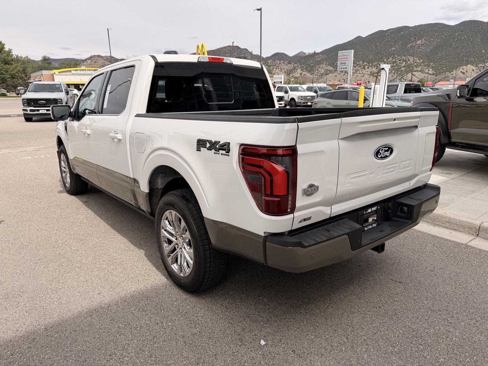 Used 2025 Star White Metallic Tri-Coat/Marsh Gray Ford King Ranch image 3