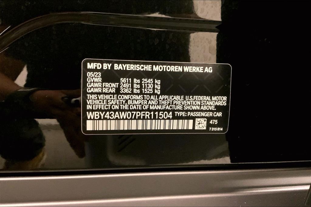 Used 2023 Black Sapphire Metallic BMW  image 30