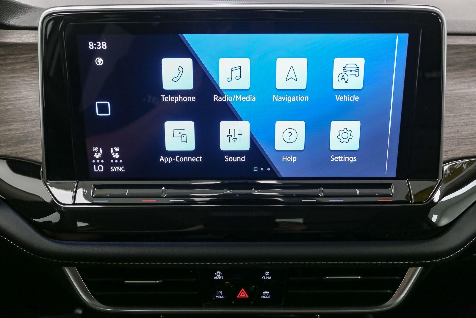 Used 2025 WH Volkswagen 2.0T SEL image 29