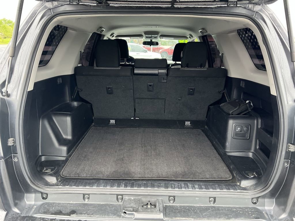 2018 Toyota 4Runner SR5 - Photo 21
