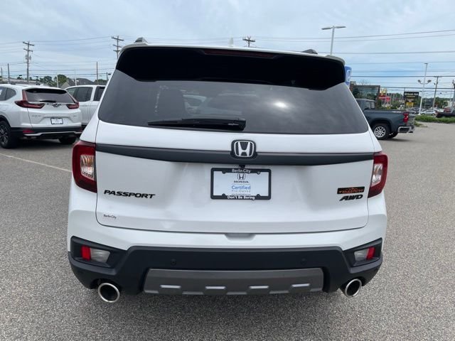 Certified Used 2023 Platinum White Pearl Honda AWD TRAILSPORT image 6