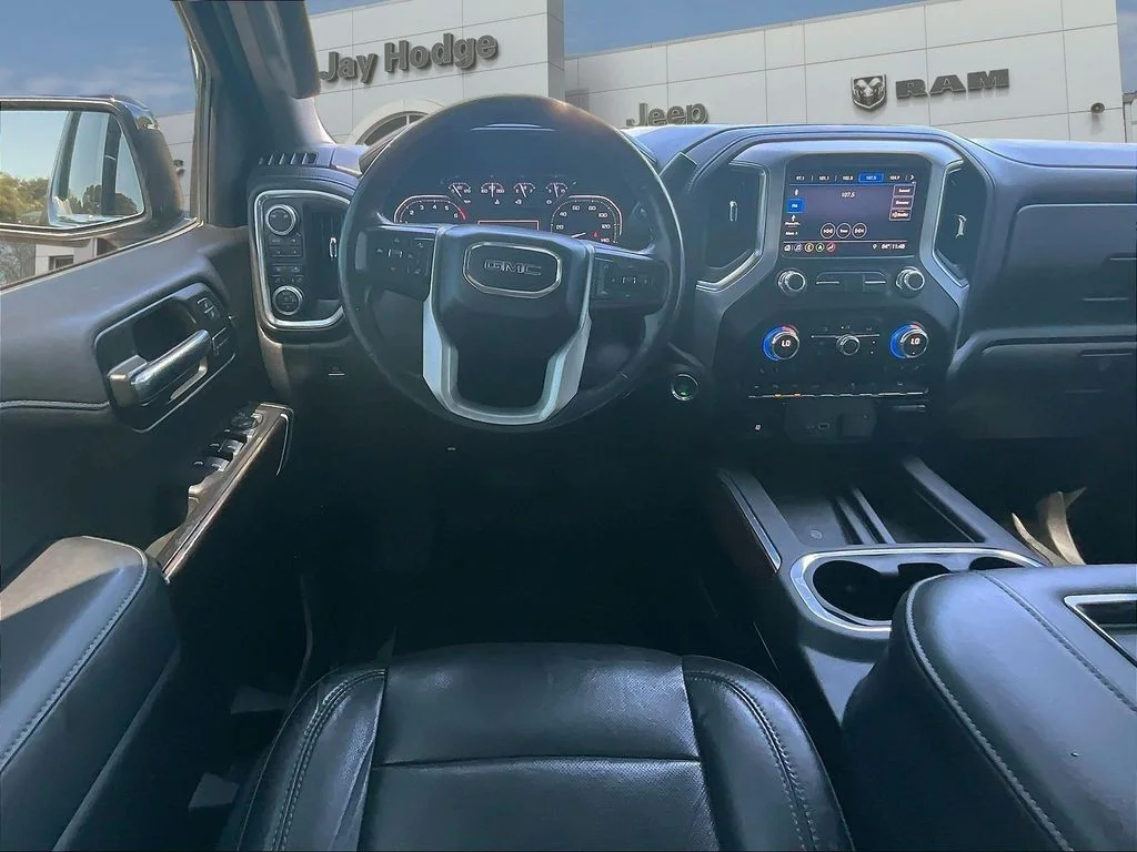 Used 2019 Black GMC SLT image 10
