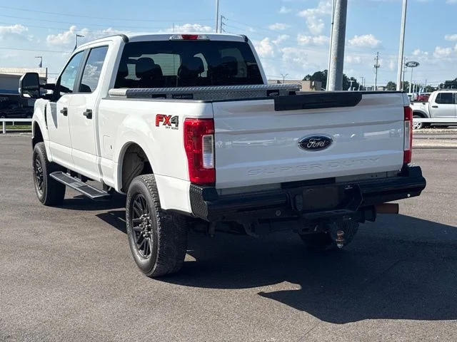 Used 2018 White Ford XL image 5