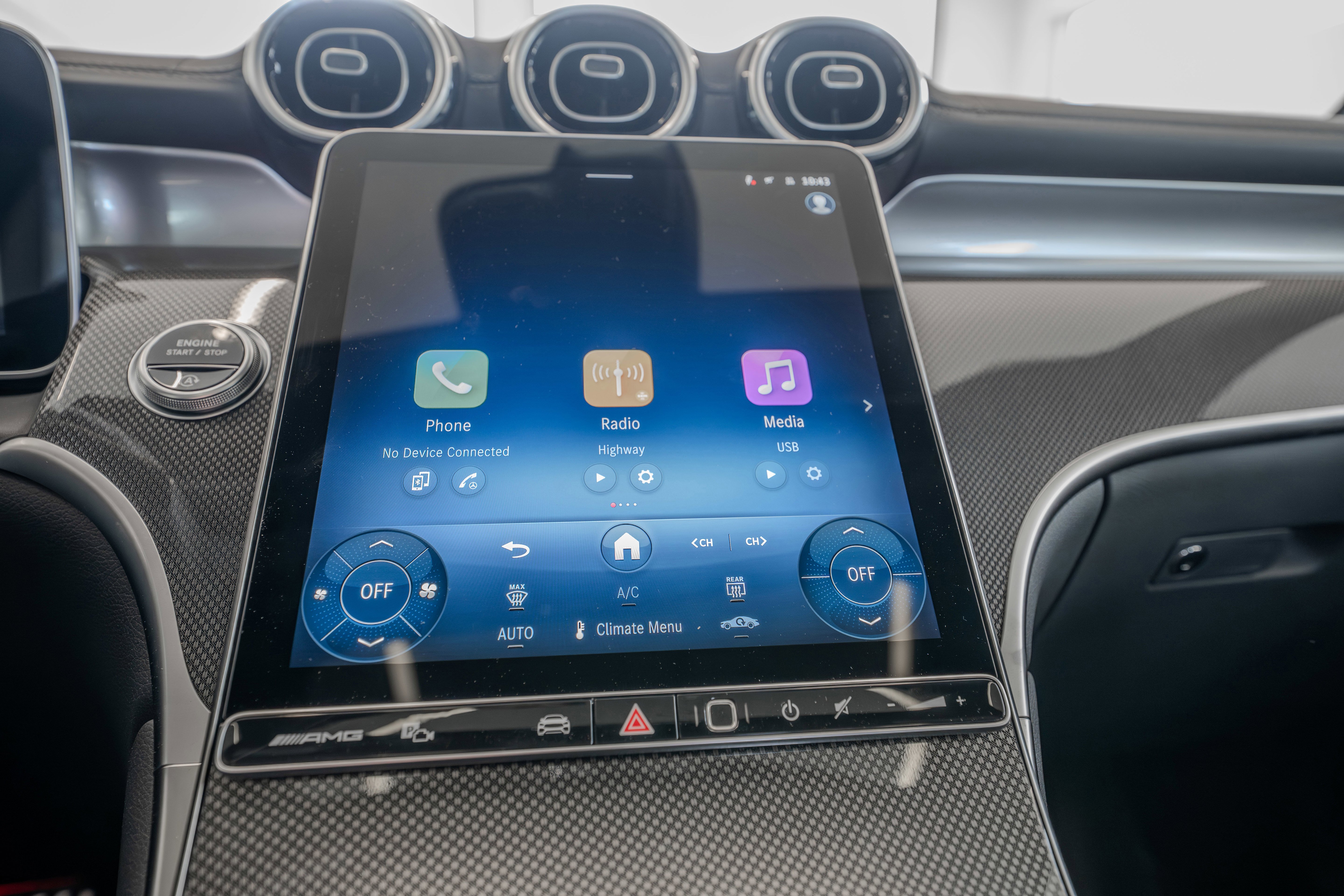 2025 Mercedes-Benz GLC AMG GLC43 - Photo 56