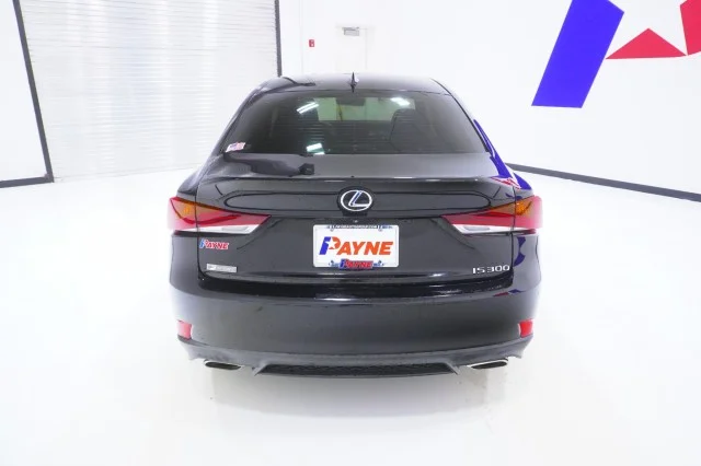 Used 2019  Lexus IS 300 F SPORT image 7