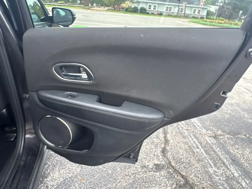 Used 2016 Crystal Black Pearl Honda EX image 35