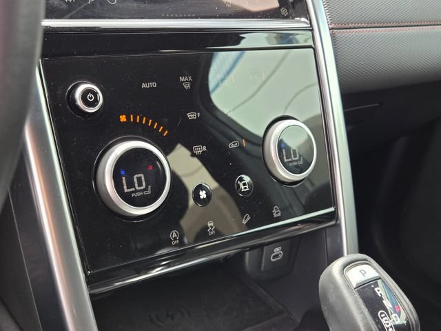 Used 2023 White Land Rover SE R-Dynamic image 22