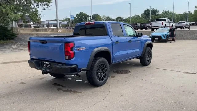 2026 Chevrolet Colorado Trail Boss - Photo 8