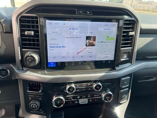 New 2026 Oxford White Ford XLT image 43