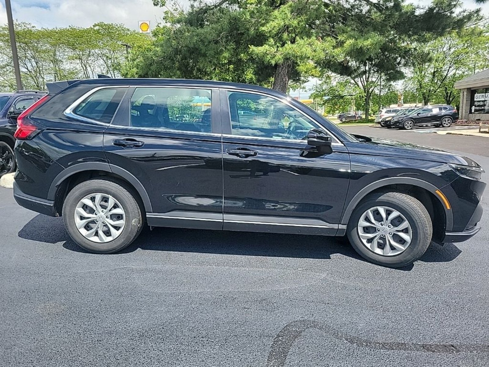 2024 Honda CR-V LX - Photo 7