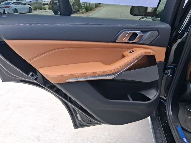 New 2026 Black Sapphire Metallic BMW sDrive40i image 15