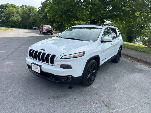Used 2016 White Jeep Limited image 3