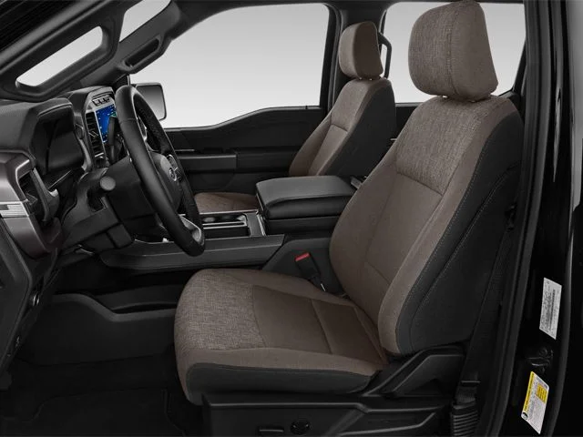 Used 2025 Oxford White Ford Lariat image 10