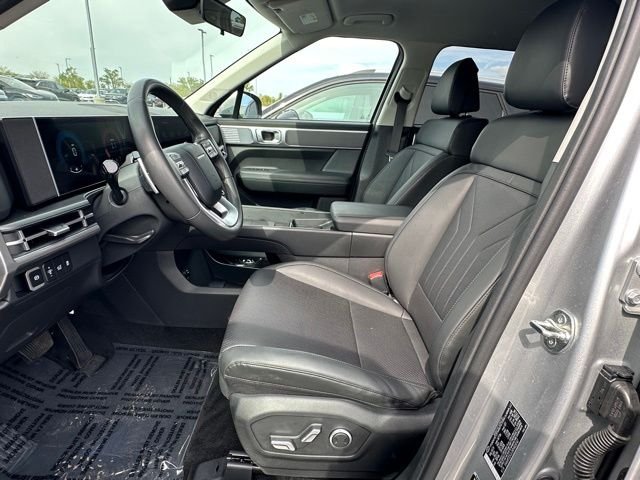 Used 2024 Silver Hyundai SEL image 24
