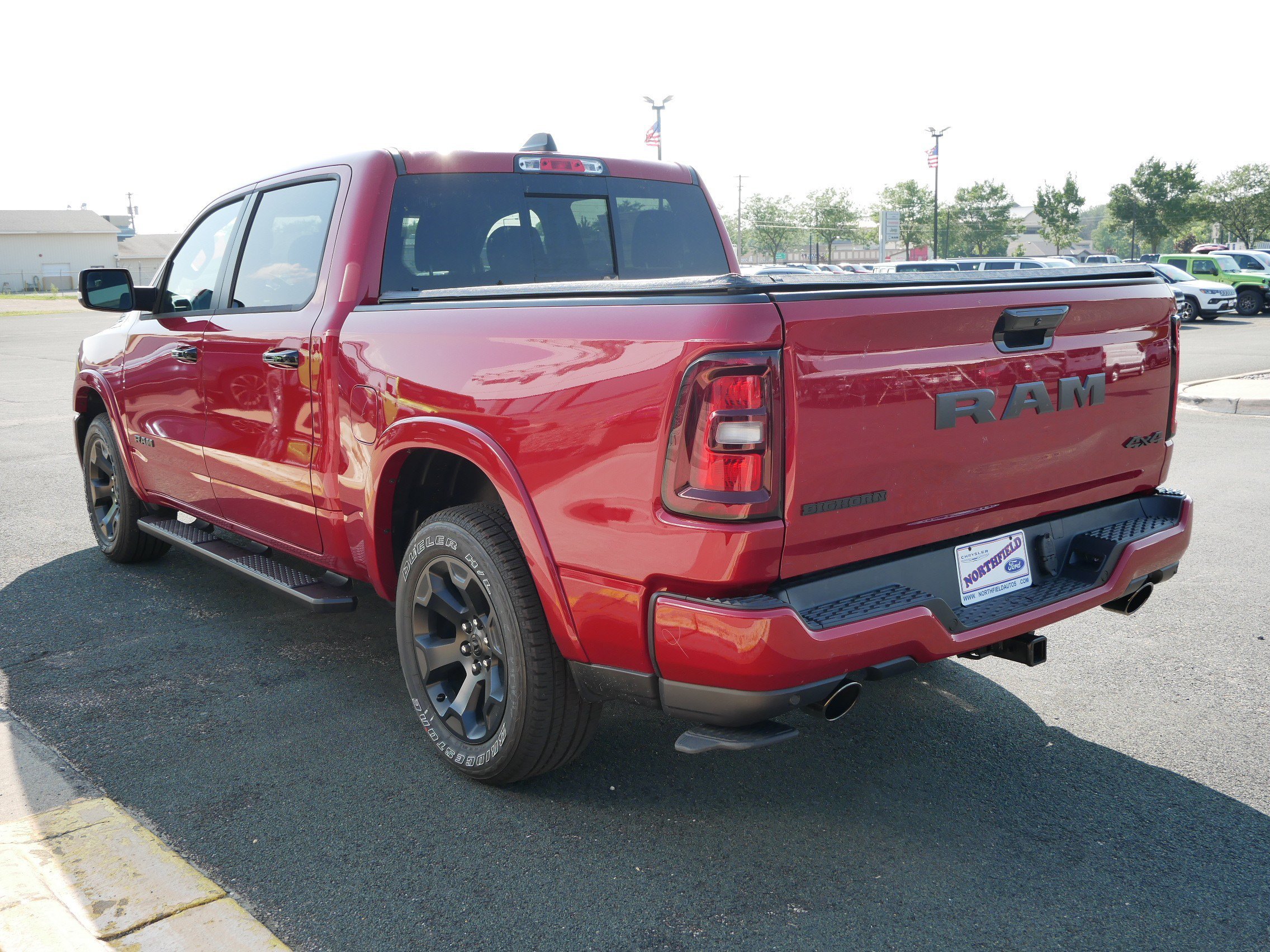 New 2026 Molten Red Pearl-Coat Exterior Paint RAM Big Horn image 6