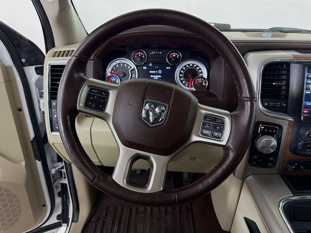Used 2018  Ram Laramie image 13