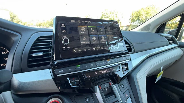 2026 Honda Odyssey EX-L - Photo 22