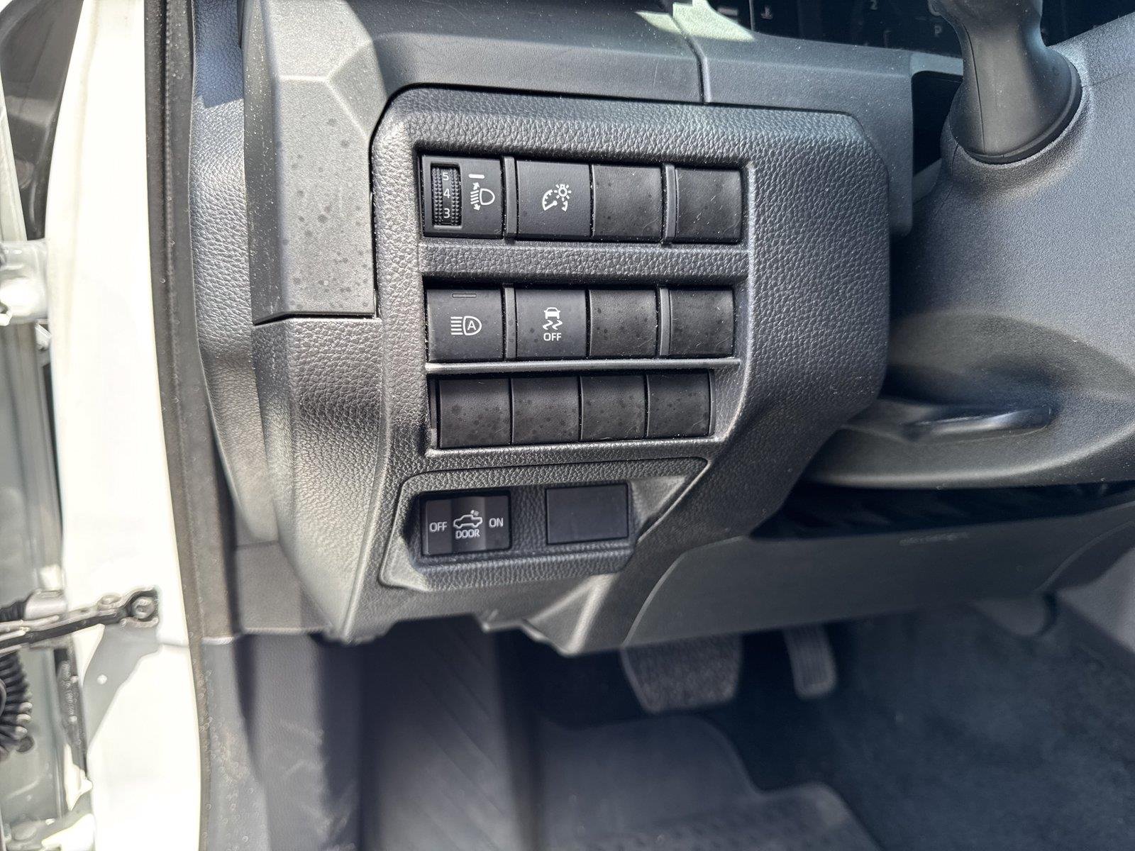 Used 2025 Ice Cap Toyota SR image 13