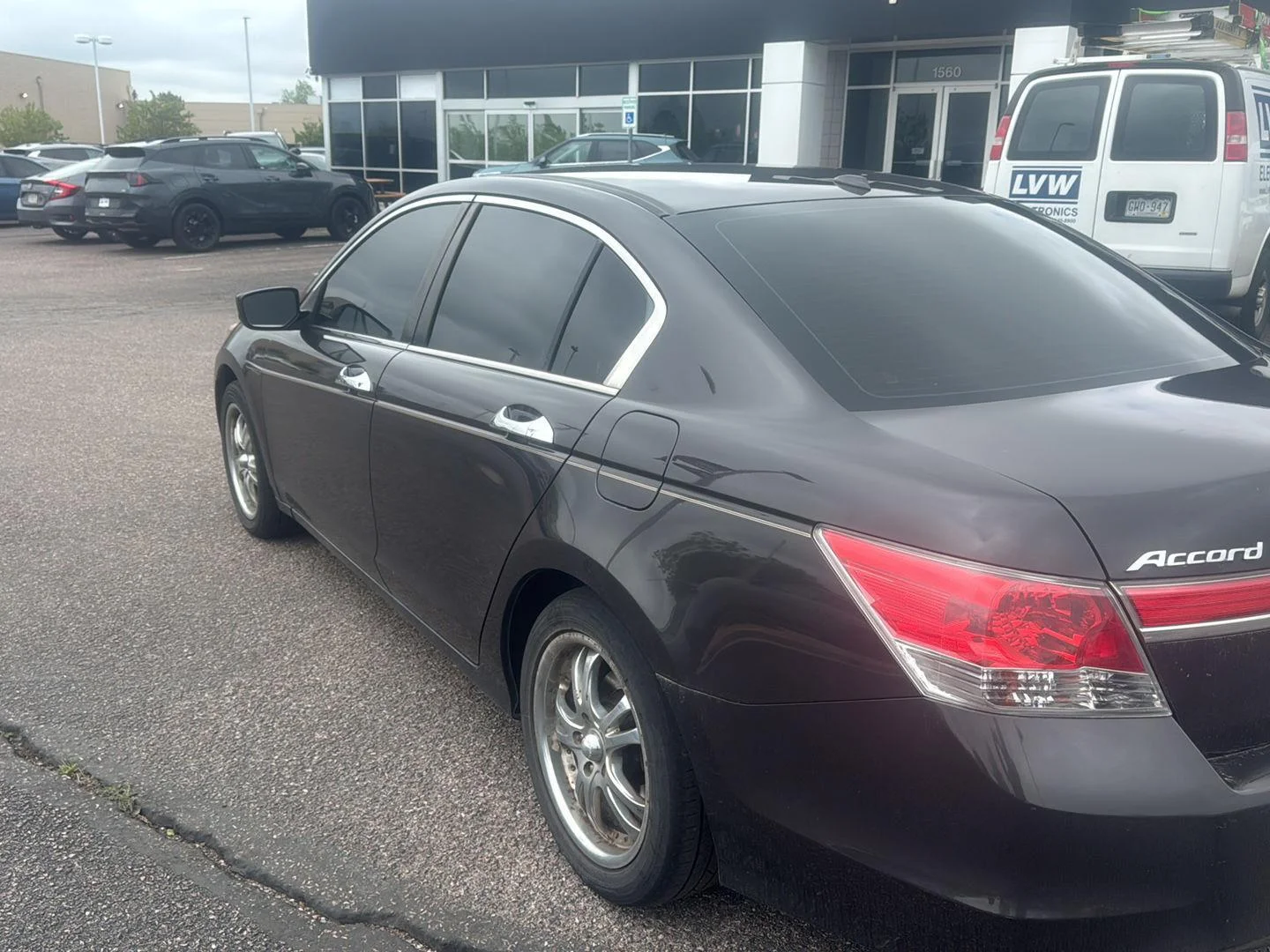 Used 2011 Dark Amber Metallic Honda EX-L image 5