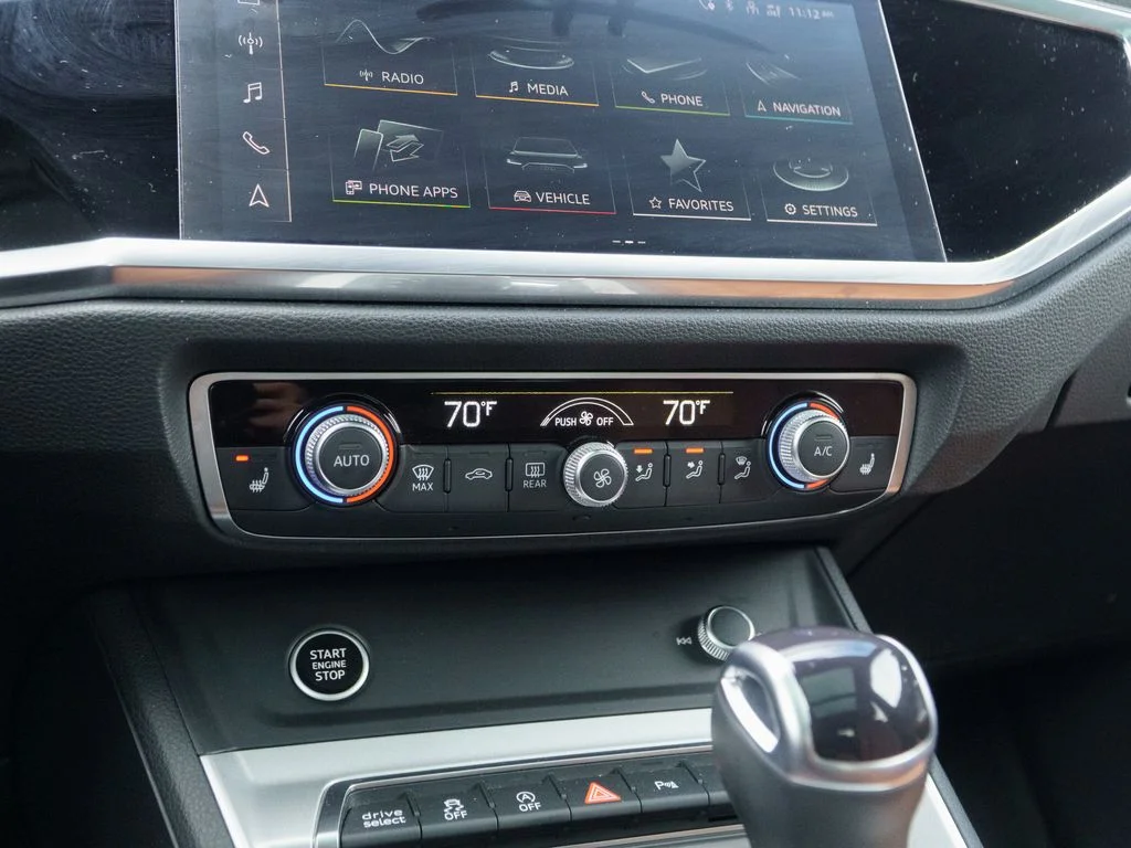 Used 2022  Audi  image 26