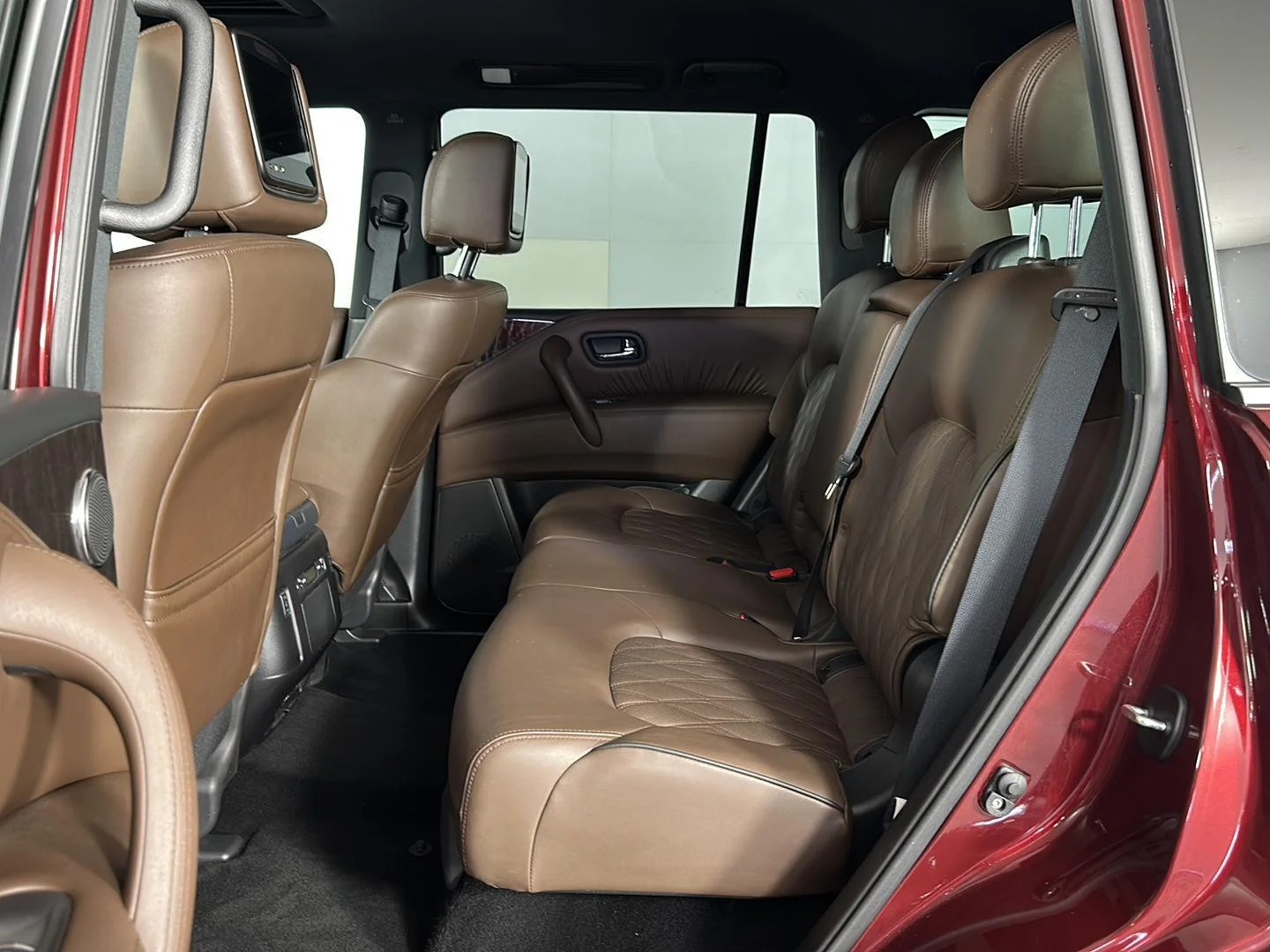 Used 2023 Coulis Red Pearl Nissan Platinum image 31