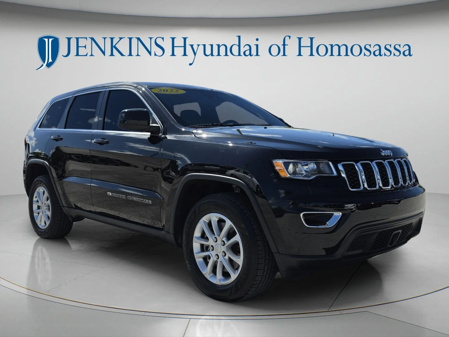 Used 2022 Black Jeep Laredo X image 1