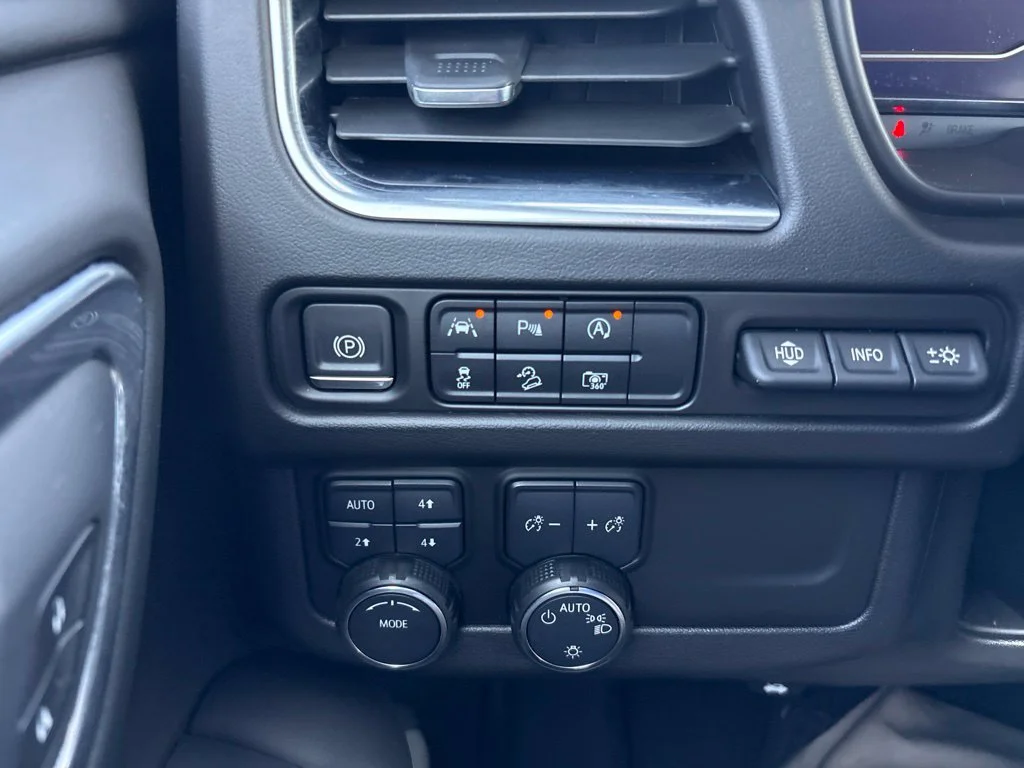 Used 2024 Black Chevrolet Premier image 13
