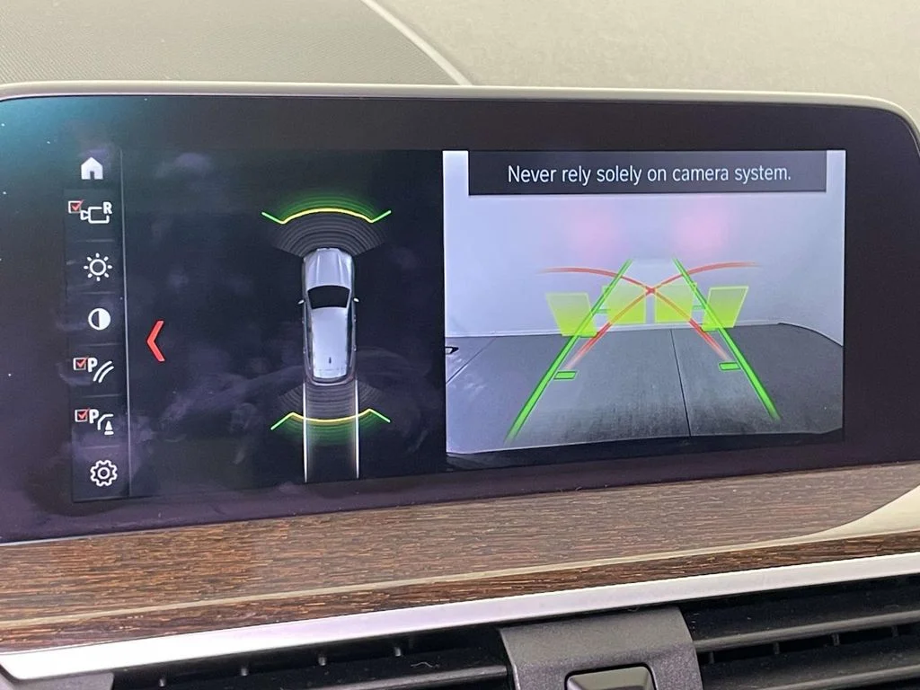 Used 2020 Gray BMW xDrive30i image 27