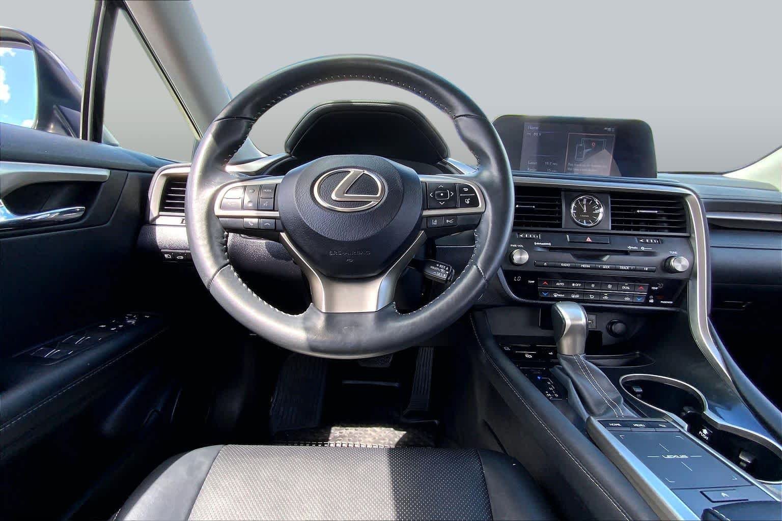 Used 2022 Atomic Silver Lexus  image 6