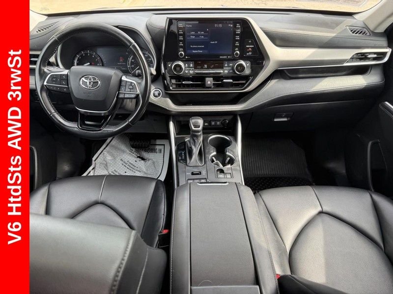 Used 2020 Moon Dust Toyota XLE image 16